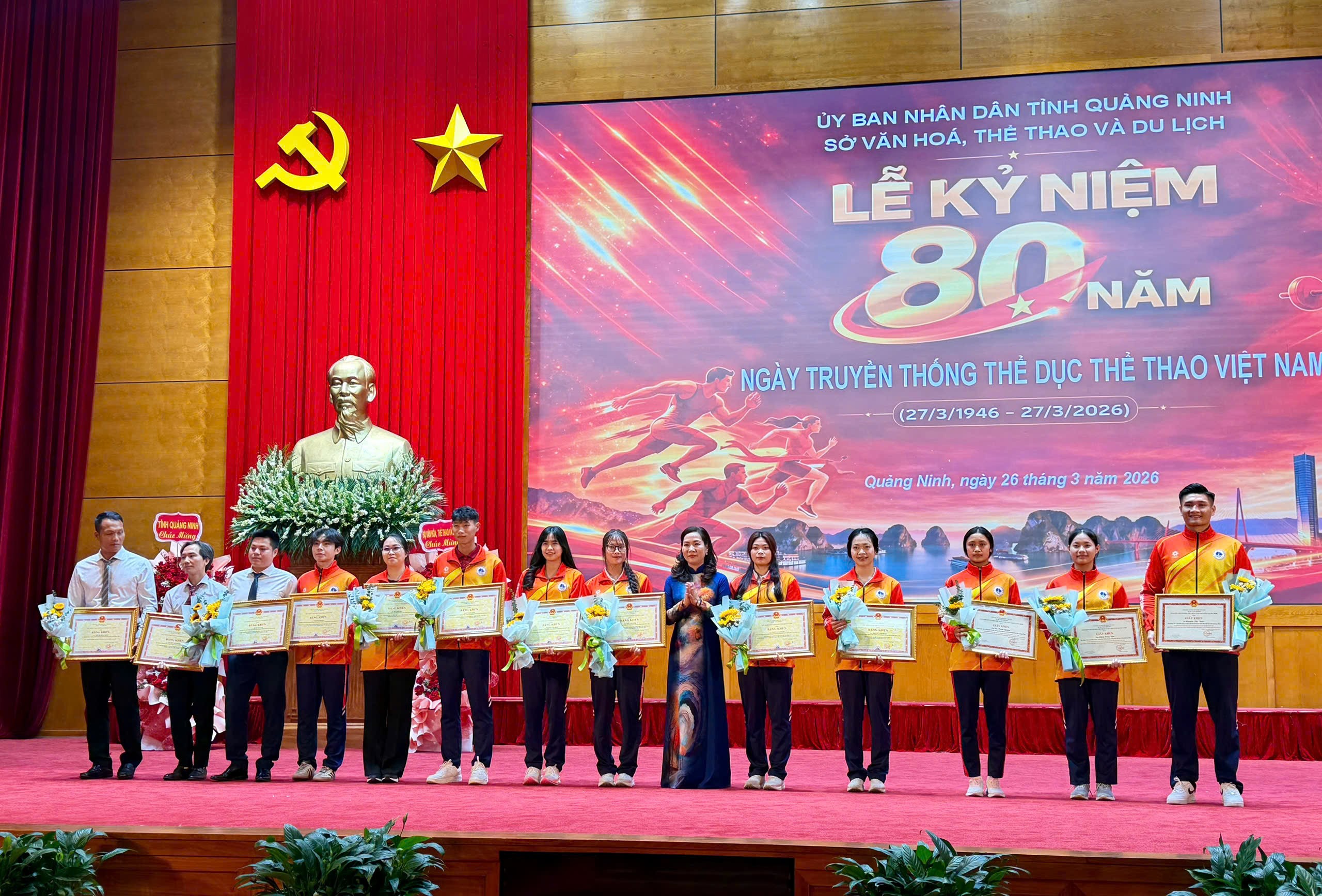 nhan-khen-1774533297.jpg