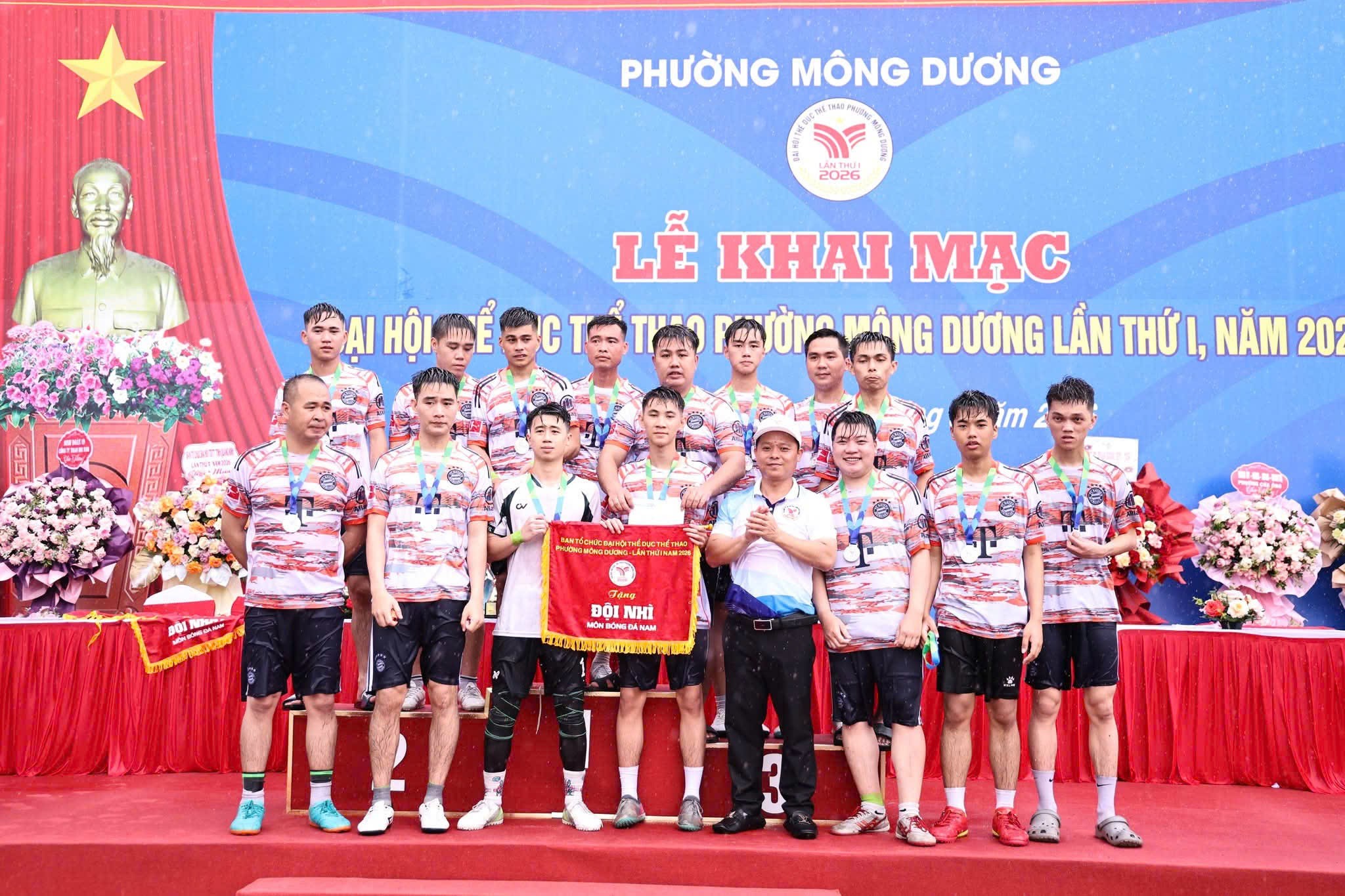 phuong-mong-duong-1779198656.jpg