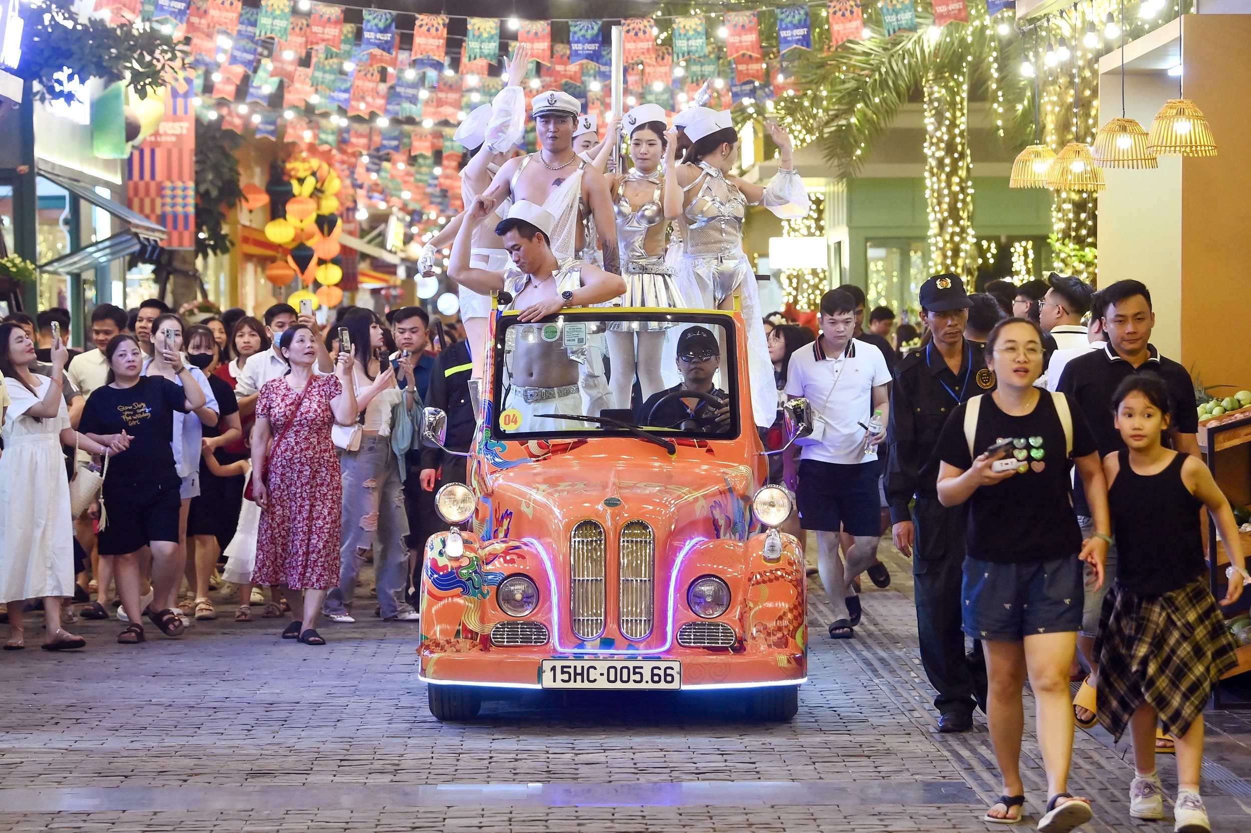 vui-fest-ha-long-1777997408.jpg