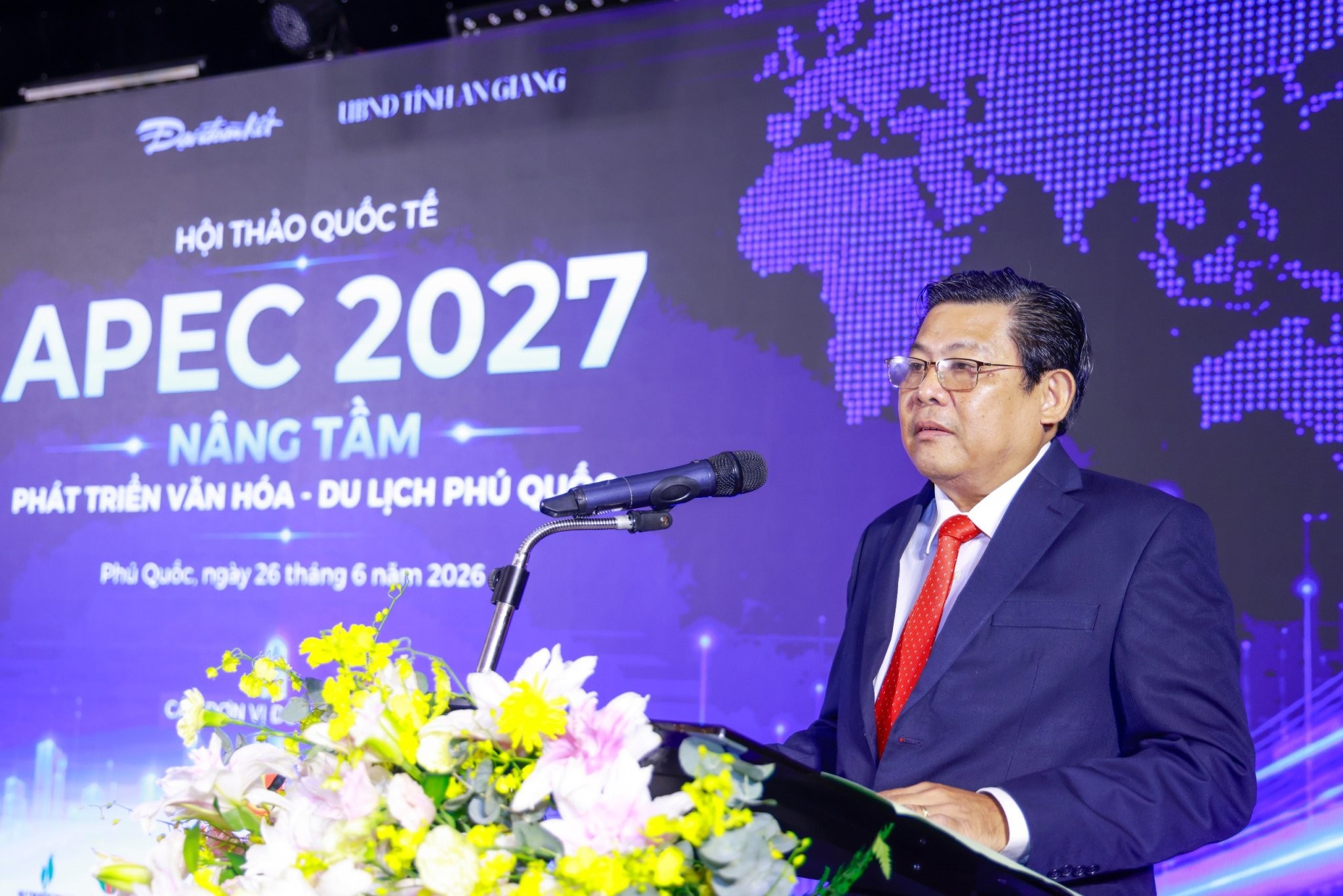 ong-ngo-cong-thuc-pho-chu-tich-ubnd-tinh-an-giang-phat-bieu-tai-hoi-thao-anh-quang-vinh-1782460551.jpg