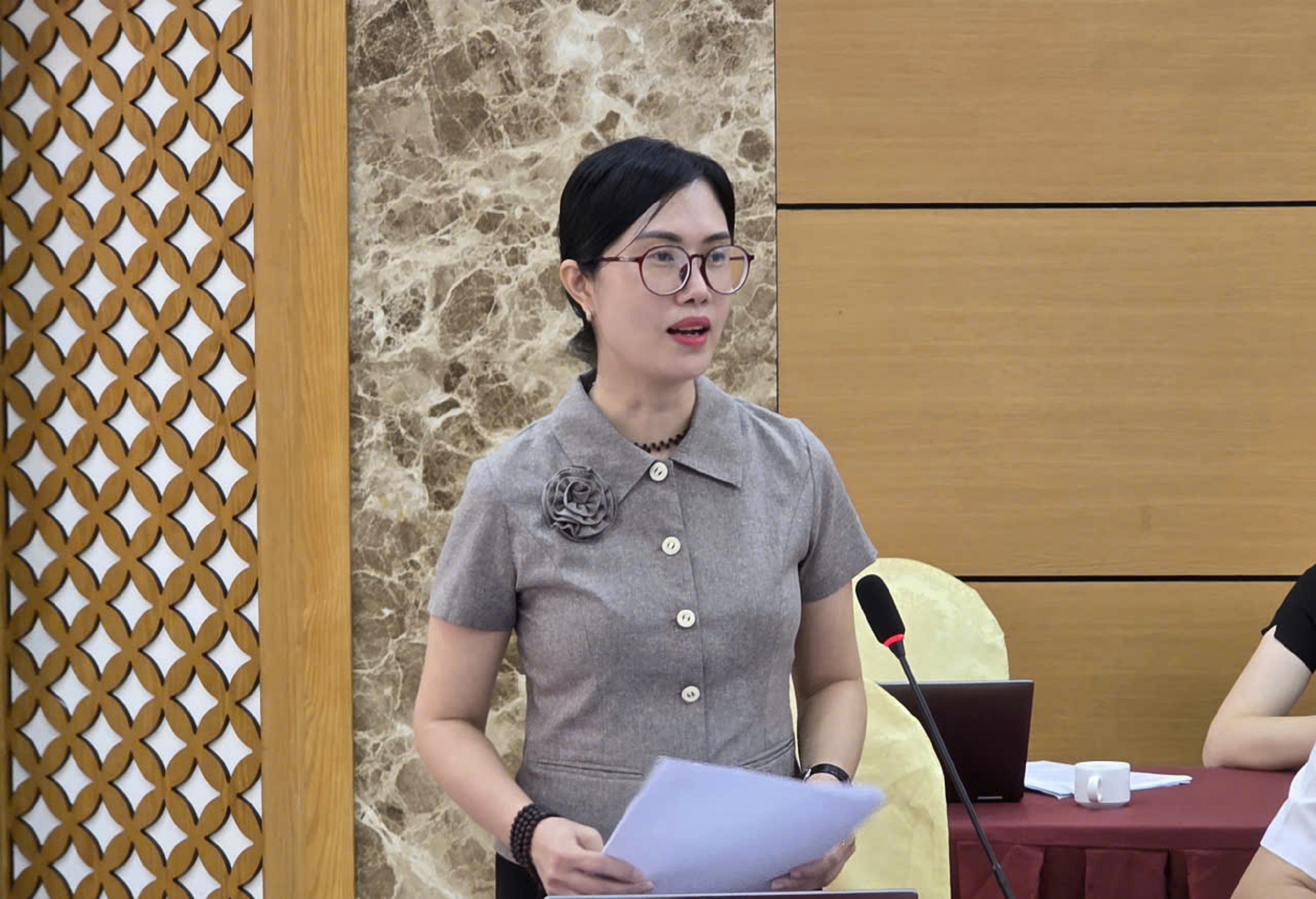 lien-hoi-2-1782923159.jpg