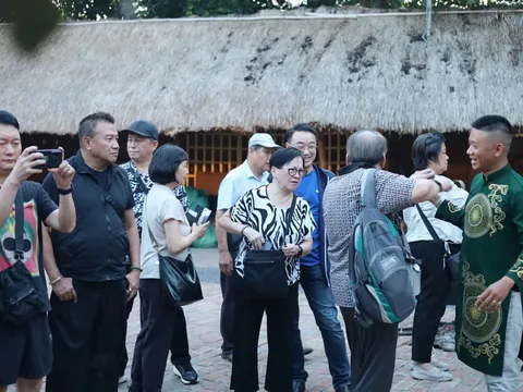Khánh Hòa và bài toán biến trải nghiệm Famtrip thành dòng khách quốc tế