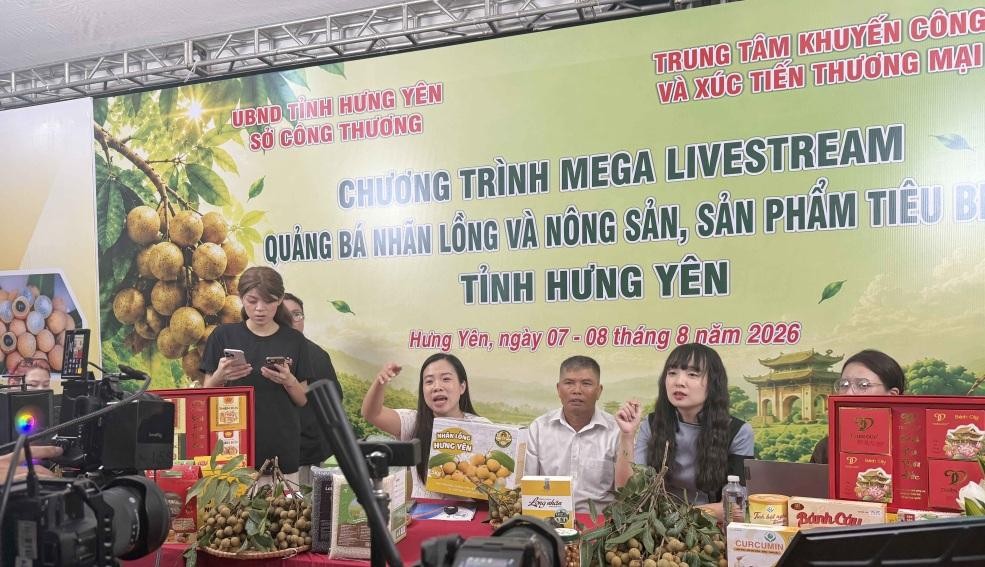 8-quang-ba-nhan-long-hung-yen-qua-nen-tang-so-1786200158 8-quang-ba-nhan-long-hung-yen-qua-nen-tang-so-1786200158.jpg