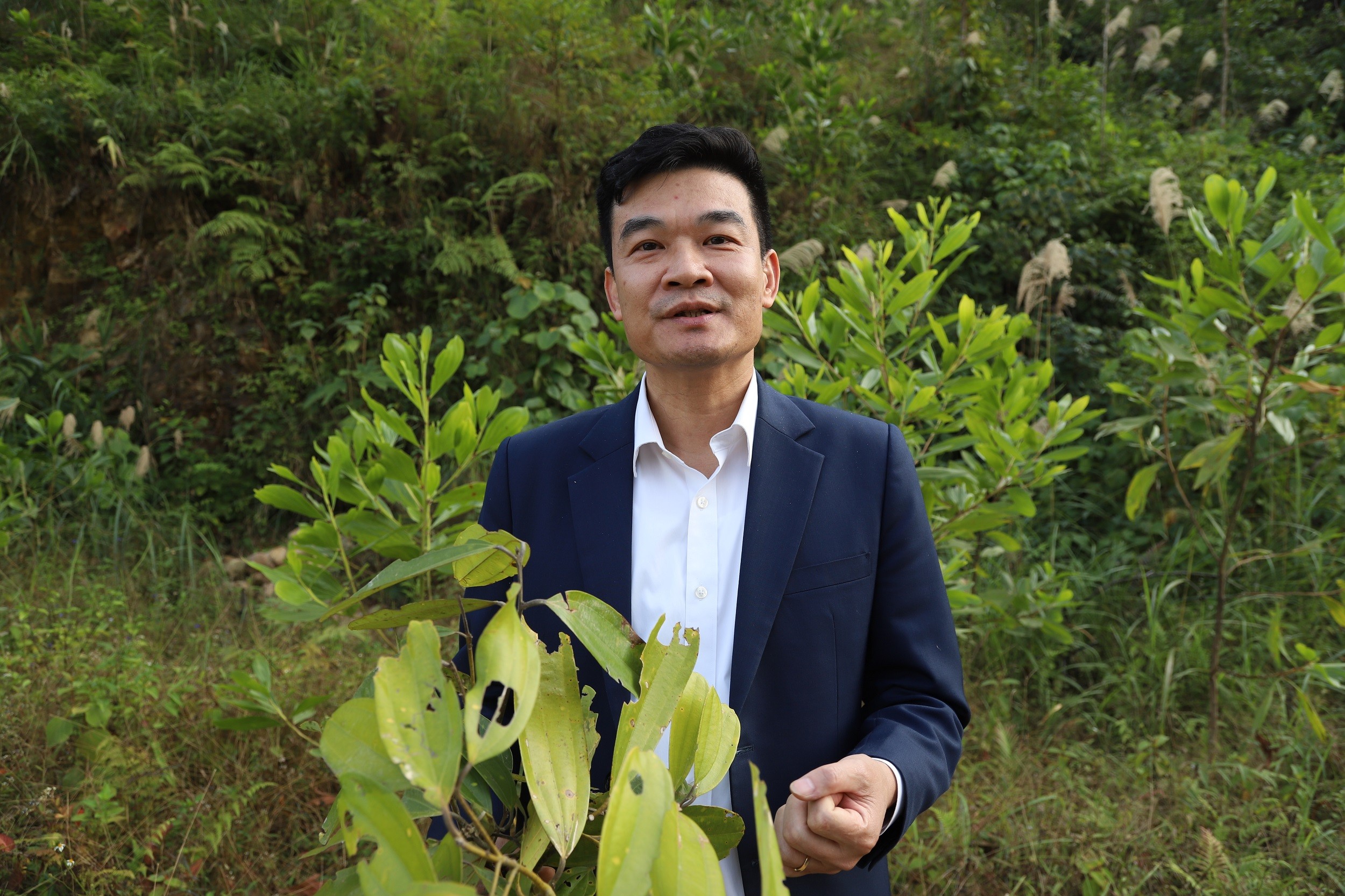 bi-thu-dang-uy-xa-1785686024.jpg