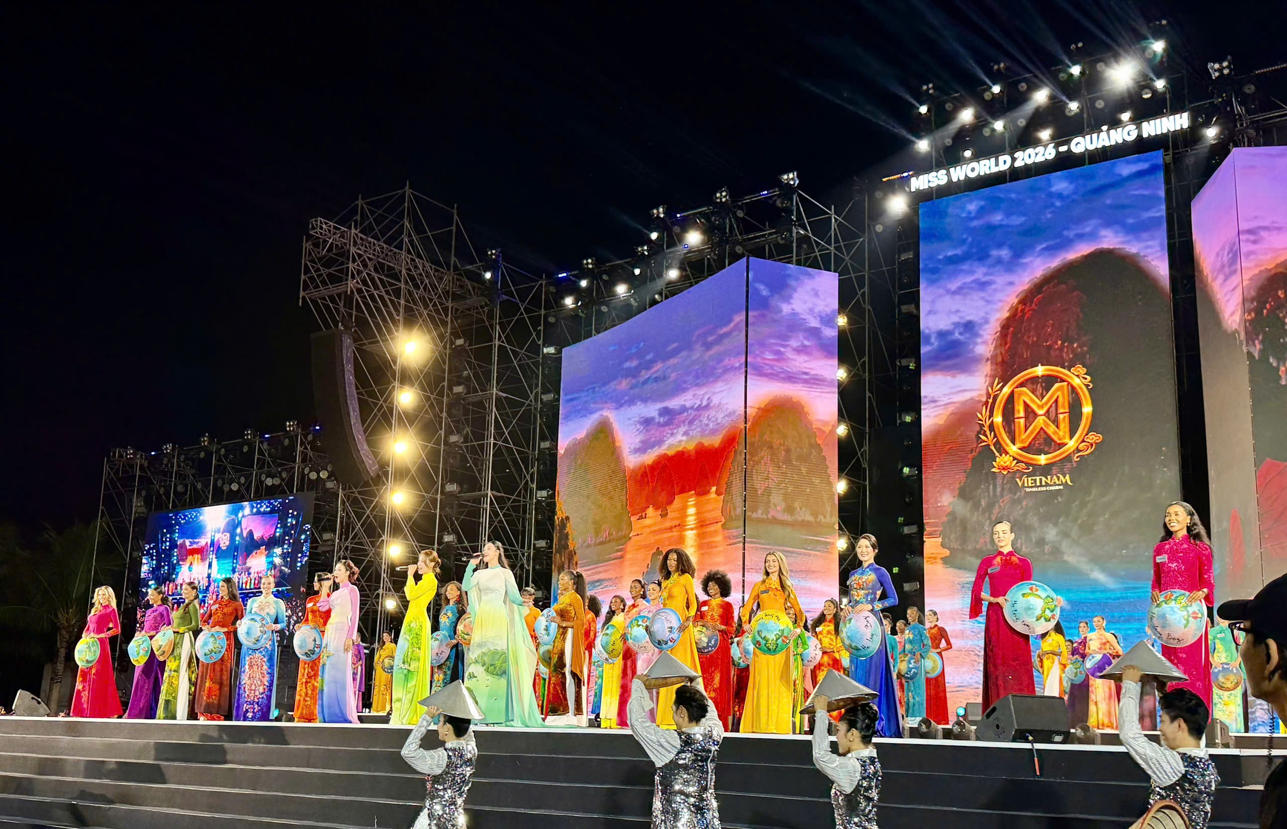 bieu-dien-van-nghe-1786628195.jpg