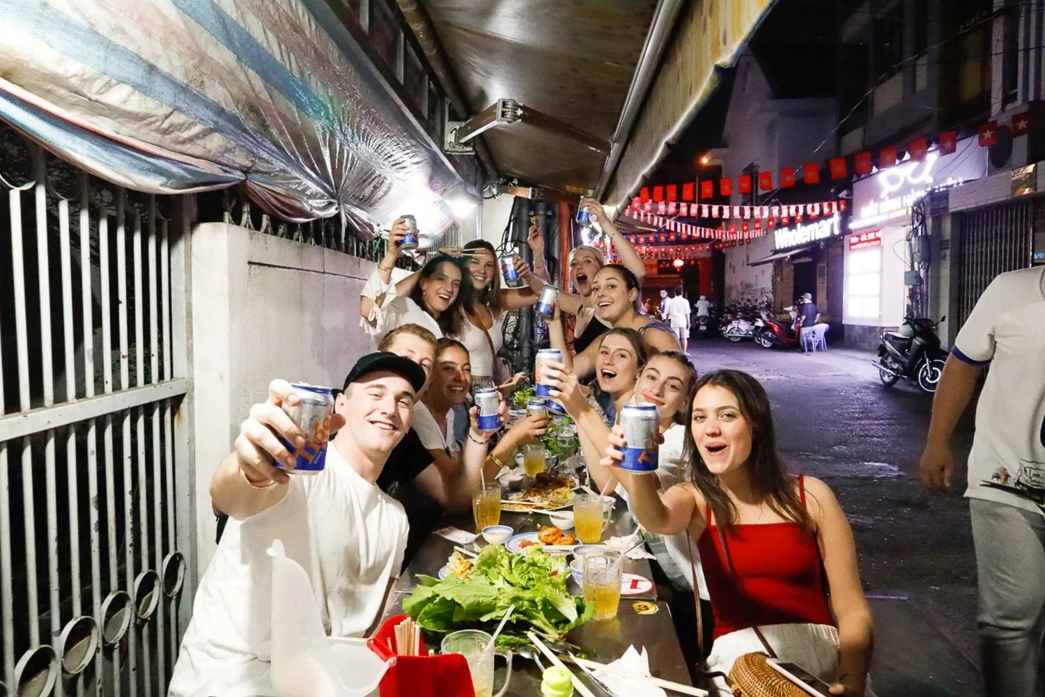 ho-chi-minh-city-private-street-food-evening-walking-tour-6755756-1785924053 ho-chi-minh-city-private-street-food-evening-walking-tour-6755756-1785924053.webp