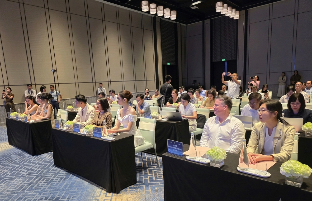 quang-canh-1785939813 quang-canh-1785939813.png