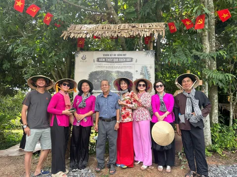 Từ những chuyến nghỉ ngắn ngày đến xu hướng khám phá địa phương