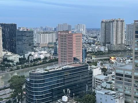 Vì sao khái niệm “nhà ở vừa túi tiền” gần như biến mất?