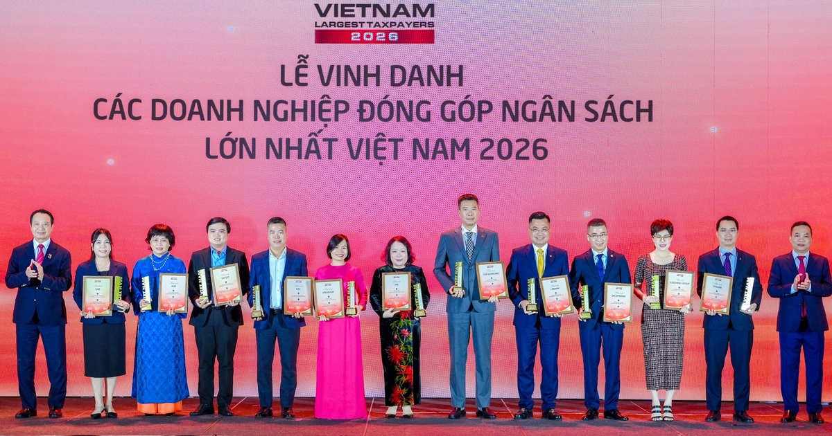 vinh-danh-1789753832 vinh-danh-1789753832.jpg